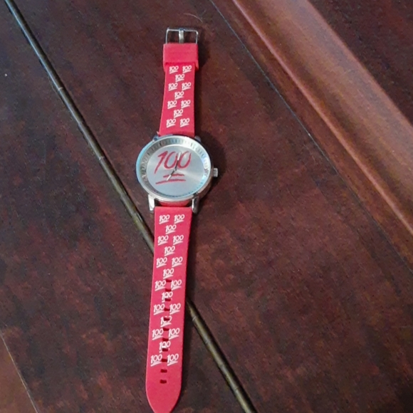 Techno Pave 100 💯 Women's Watch - Picture 6 of 6